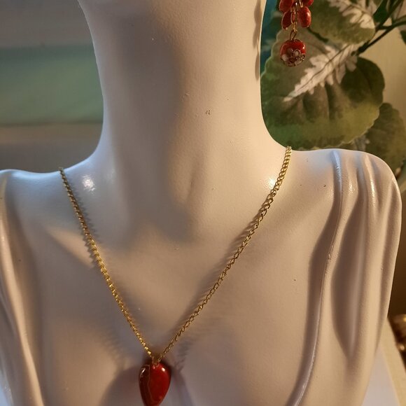 Brand New Gorgeous Jewely Set (necklace and earrings) - Picture 1 of 4